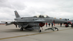 Photo of 4087 - Lockheed Martin F-16D Fighting Falcon operated by Polish Air Force