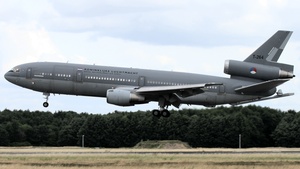 Photo of T-264 - McDonnell Douglas KDC-10-30CF operated by Royal Netherlands Air Force