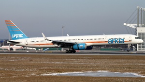 Photo of 4X-BAW - Boeing 757-3E7 operated by Arkia Israeli Airlines