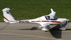 Photo of D-KMBL - Diamond HK36TTC Super Dimona operated by Private