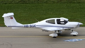 Photo of HB-SGE - Diamond DA40 Diamond Star operated by Kreutzer Aviation Services