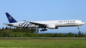 Photo of F-GZNT - Boeing 777-328(ER) operated by Air France