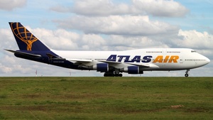 Photo of N194UA - Boeing 747-422 operated by Atlas Air