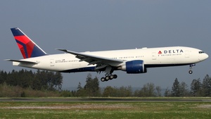 Photo of N710DN - Boeing 777-232(LR) operated by Delta Air Lines