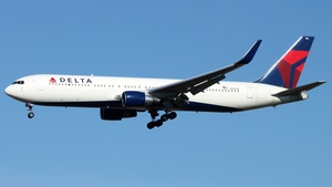 Photo of N186DN - Boeing 767-332(ER) operated by Delta Air Lines