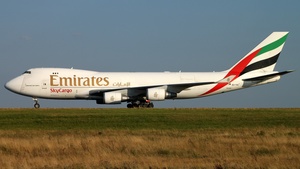 Photo of OO-THC - Boeing 747-4HAF(ER) operated by Emirates SkyCargo (opb TNT Airways)
