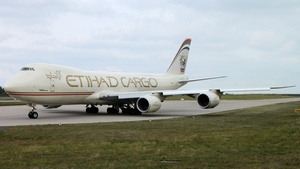 Photo of N855GT - Boeing 747-87UF operated by Etihad Cargo (opb Atlas Air)