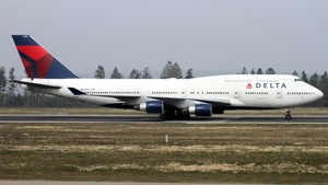 Photo of N665US - Boeing 747-451 operated by Delta Air Lines