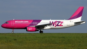 Photo of HA-LPS - Airbus A320-232 operated by Wizz Air