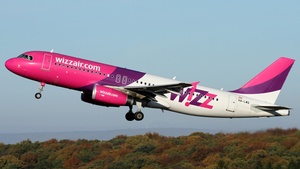 Photo of HA-LWQ - Airbus A320-232 operated by Wizz Air