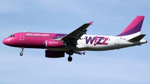 Photo of HA-LWB - Airbus A320-232 operated by Wizz Air