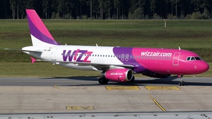 Photo of HA-LWM - Airbus A320-232 operated by Wizz Air
