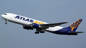 Photo of N640GT - Boeing 767-3S1(ER) operated by Atlas Air