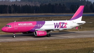 Photo of HA-LWI - Airbus A320-232 operated by Wizz Air