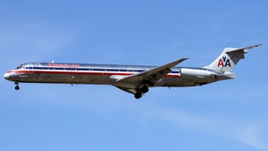 Photo of N7550 - McDonnell Douglas MD-82 operated by American Airlines