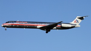 Photo of N564AA - McDonnell Douglas MD-83 operated by American Airlines