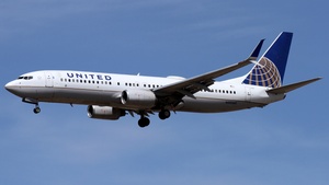 Photo of N35260 - Boeing 737-824 operated by United Airlines