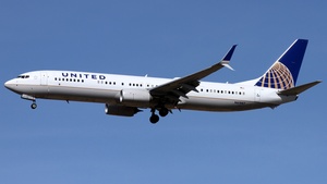 Photo of N61887 - Boeing 737-924(ER) operated by United Airlines