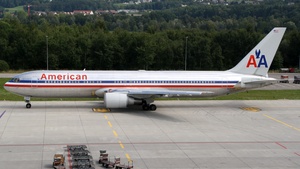 Photo of N39365 - Boeing 767-323(ER) operated by American Airlines