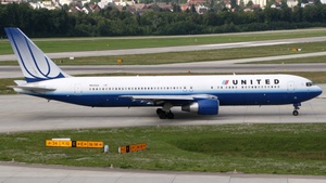 Photo of N641UA - Boeing 767-322(ER) operated by United Airlines