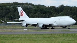 Photo of LX-DCV - Boeing 747-4B5(BCF) operated by Cargolux