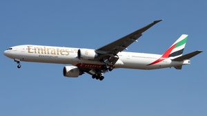 Photo of A6-ECI - Boeing 777-31H(ER) operated by Emirates