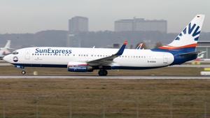 Photo of D-ASXH - Boeing 737-8CX operated by SunExpress Germany