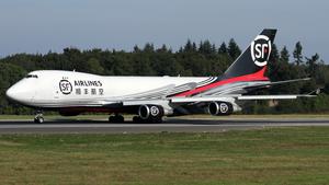Boeing 747-4EVF(ER)