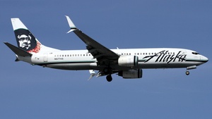 Photo of N577AS - Boeing 737-890 operated by Alaska Airlines