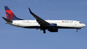 Photo of N393DA - Boeing 737-832 operated by Delta Air Lines