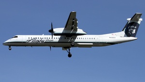 Photo of N430QX - Bombardier DHC-8-402 Dash 8 Q400 operated by Alaska Airlines (opb Horizon Air)