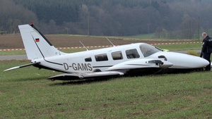Photo of D-GAMS - Piper PA-34-220T Seneca III operated by Private
