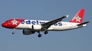 Photo of HB-IHZ - Airbus A320-214 operated by Edelweiss Air