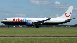 Photo of N739MA - Boeing 737-8Q8 operated by Arkefly (opb Miami Air International)