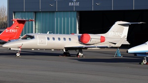 Photo with serial 31-170 - Bombardier Learjet 31A