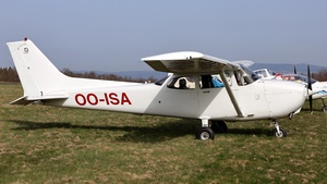 Photo of OO-ISA - Cessna 172S Skyhawk SP operated by Private