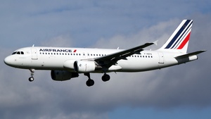 Photo of F-HEPA - Airbus A320-214 operated by Air France