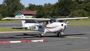 Photo of D-EENR - Reims-Cessna F172M Skyhawk operated by FVL Frankfurter Verein für Luftfahrt