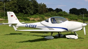 Photo of D-ESEF - Aquila A210 operated by Luftfahrtvereinigung Greven