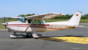 Photo of D-EFPE - Reims-Cessna F172P Skyhawk II operated by Aero-Club Osnabrück