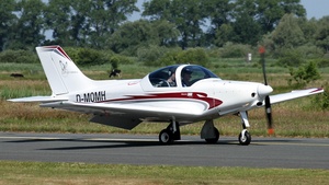 Photo of D-MOMH - Alpi Pioneer 300 Standard operated by Private