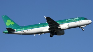 Photo of EI-DEF - Airbus A320-214 operated by Aer Lingus