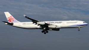 Photo of B-18805 - Airbus A340-313 operated by China Airlines