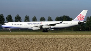 Photo of B-18803 - Airbus A340-313 operated by China Airlines