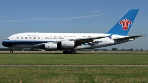 Photo of B-6139 - Airbus A380-841 operated by China Southern Airlines