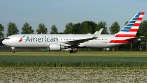 Photo of N342AN - Boeing 767-323(ER) operated by American Airlines