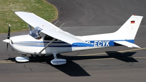 Photo of D-ECVK - Reims-Cessna F172M Skyhawk operated by Flugschule Altitude