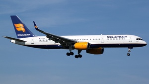 Photo of TF-FIP - Boeing 757-208 operated by Icelandair