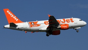 Photo of G-EZBG - Airbus A319-111 operated by easyJet