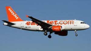 Photo of G-EZBK - Airbus A319-111 operated by easyJet